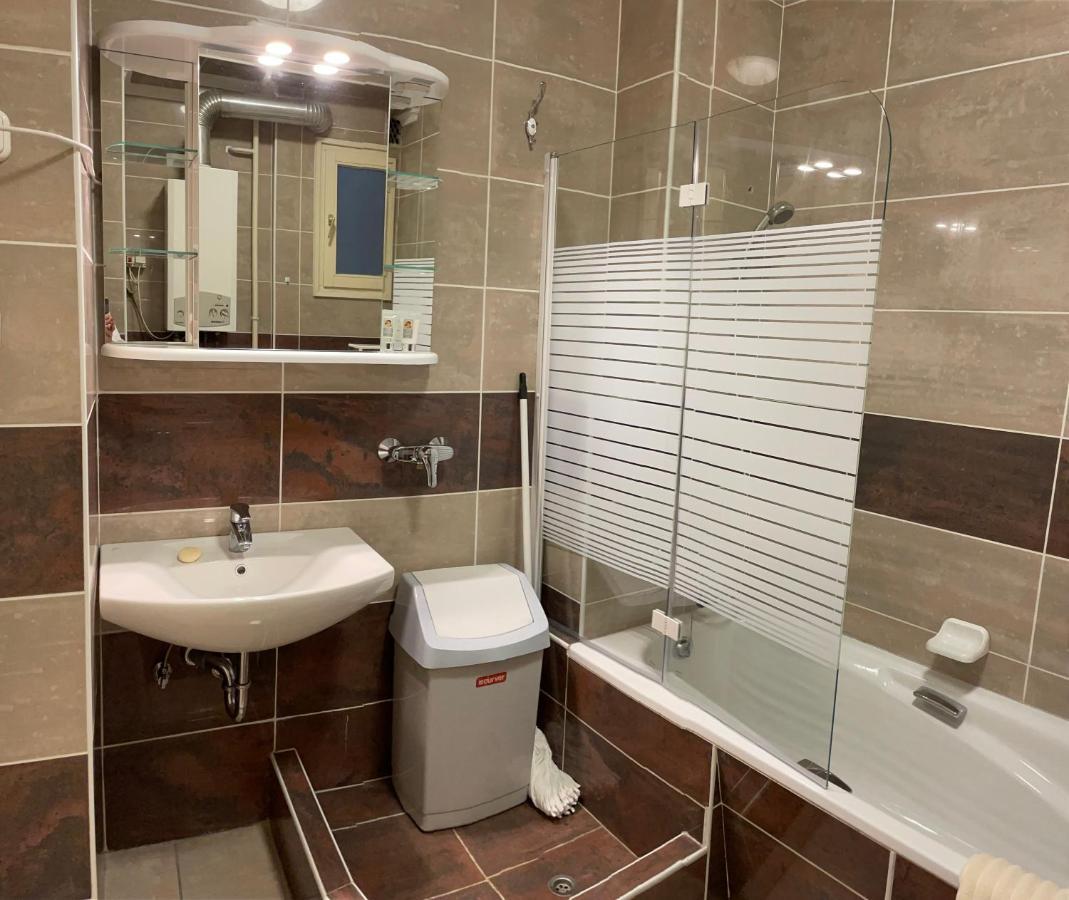 Buda Castle Apartment Budapest Esterno foto